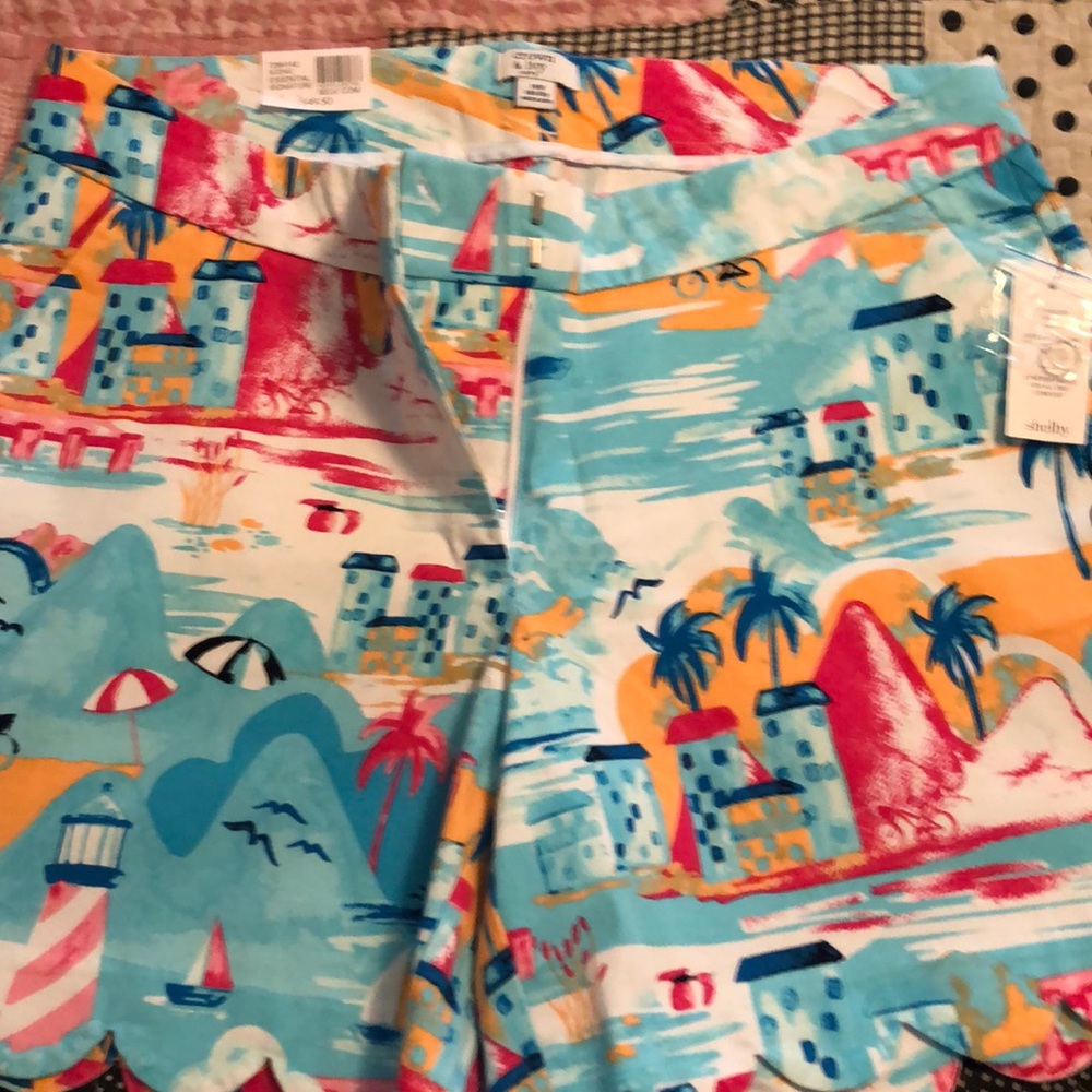 NWT Crown & Ivy Shorts